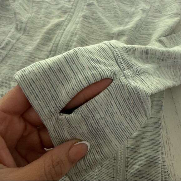 Lululemon Define Jacket Size 8 - Picture 7 of 13